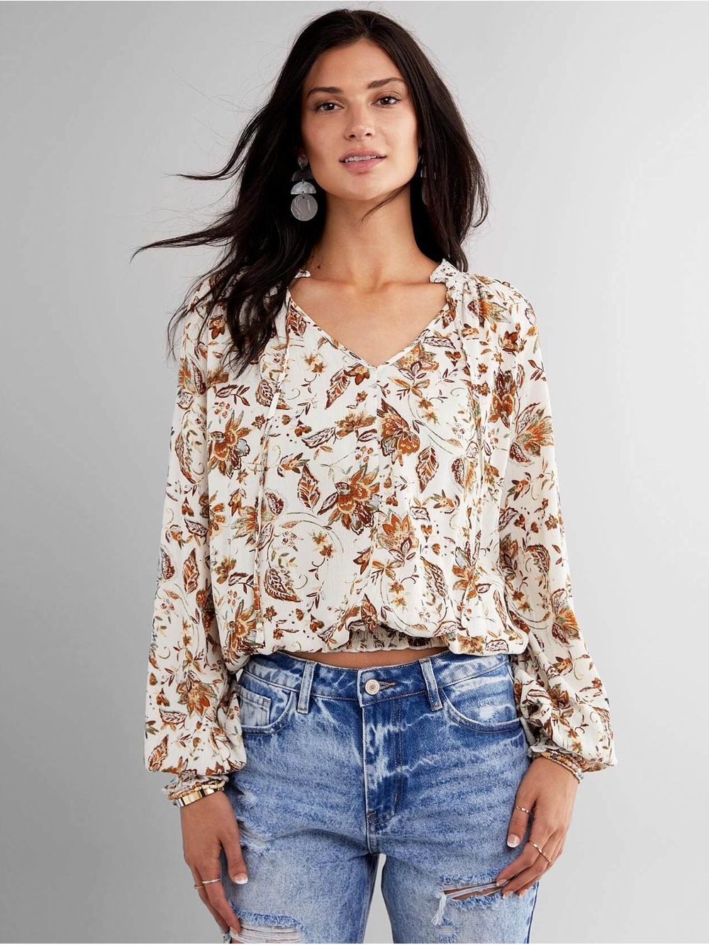 🌺Daytrip Cream Crinkle Floral V-Neck Long-Sleeve Top